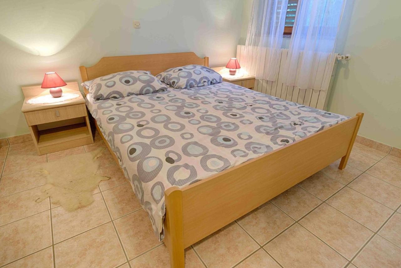 Ariela At The Beach Apartment Stara Novalja Exterior photo